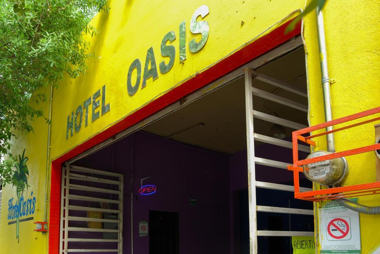 Hotel Oasis Монтеррей Екстер'єр фото