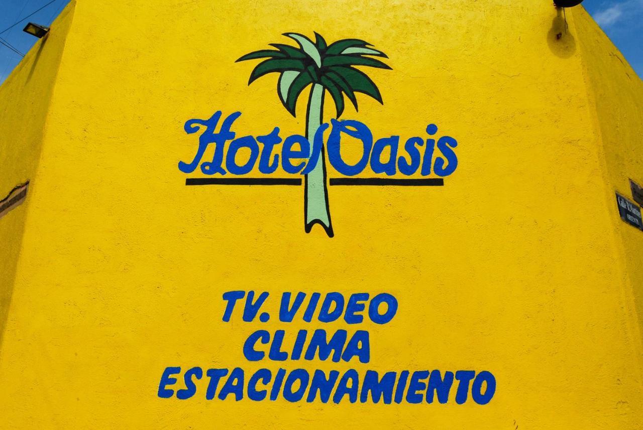 Hotel Oasis Монтеррей Екстер'єр фото